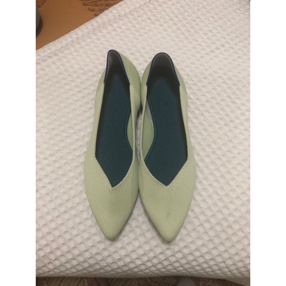 Rothy’s Mint Green Pointy Flats size 8.5